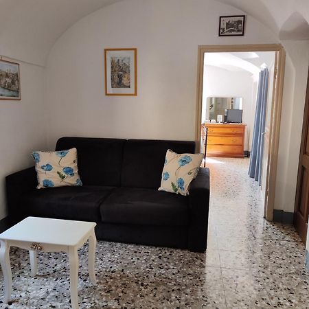 Beb I Girasoli Apartment Dolceacqua Exterior photo