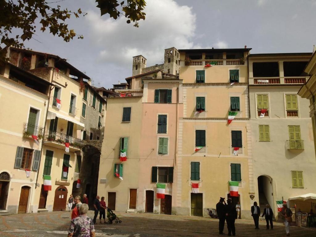Beb I Girasoli Apartment Dolceacqua Exterior photo