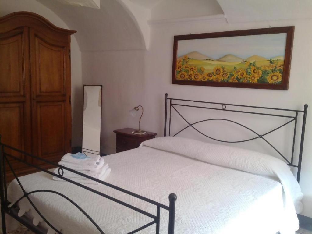 Beb I Girasoli Apartment Dolceacqua Exterior photo